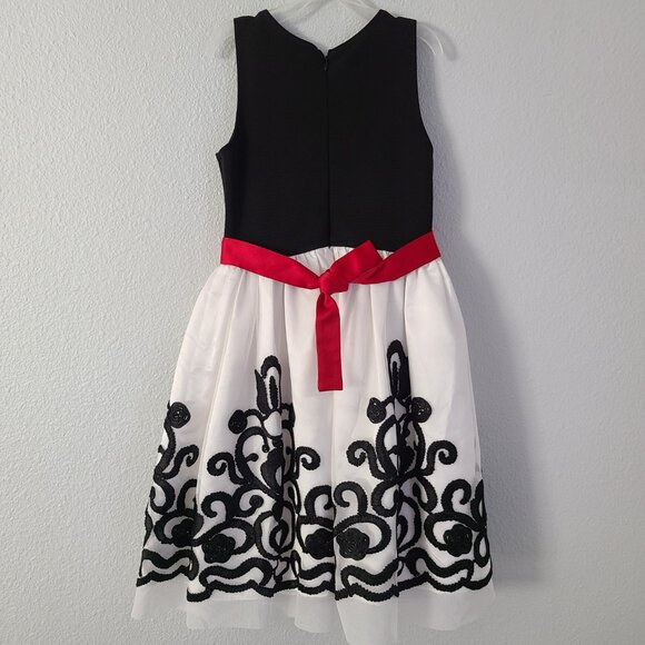 Bonnie Jean Girls Holiday Dress Black White & Red Embroidered Size 10 - Picture 4 of 13